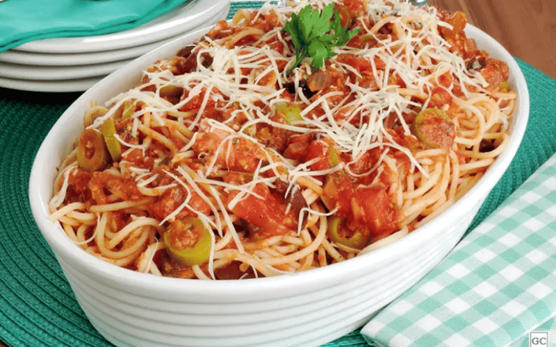 Espaguete à Bolonhesa