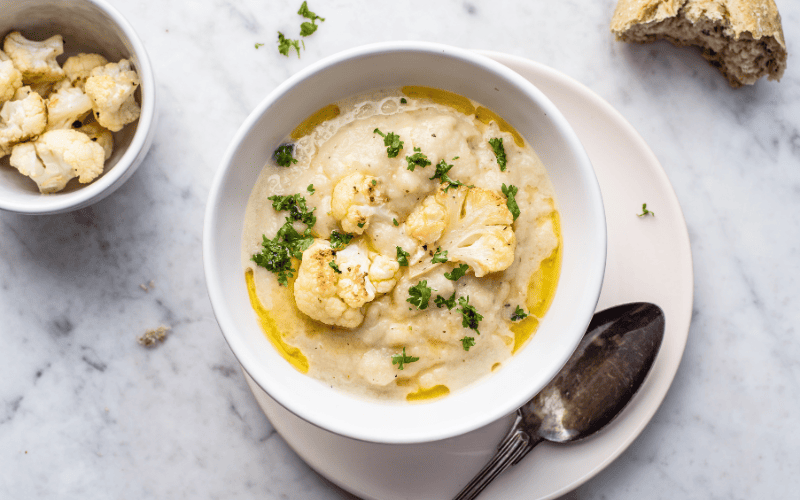 Sopa de Couve-Flor e Alho-Poró